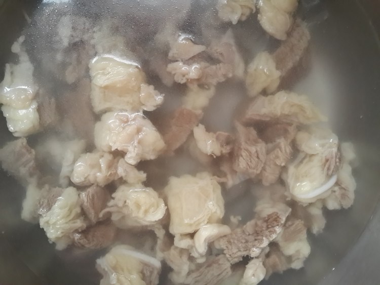 西红柿炖牛腩步骤4
