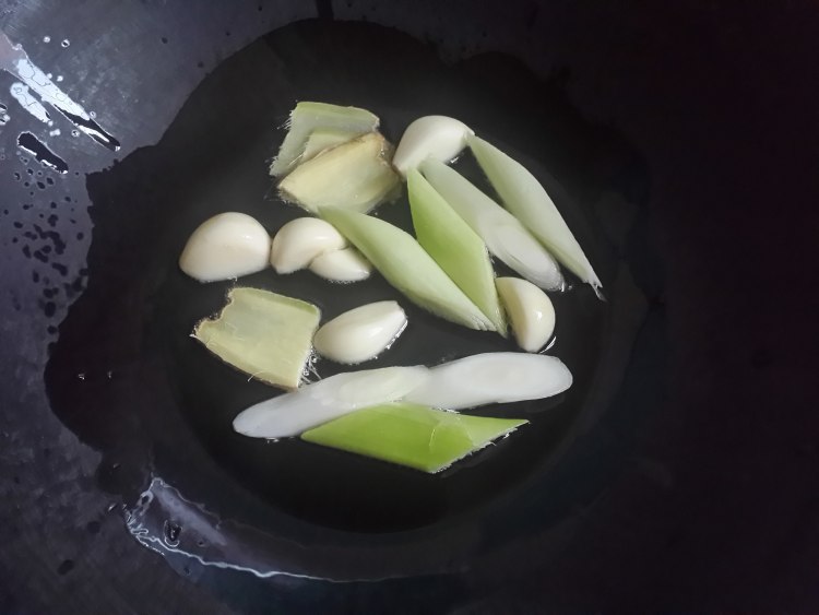 西红柿炖牛腩步骤6