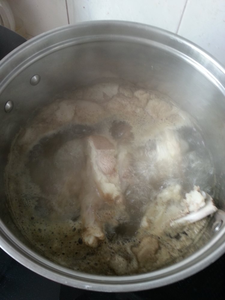 清炖羊肉汤步骤3