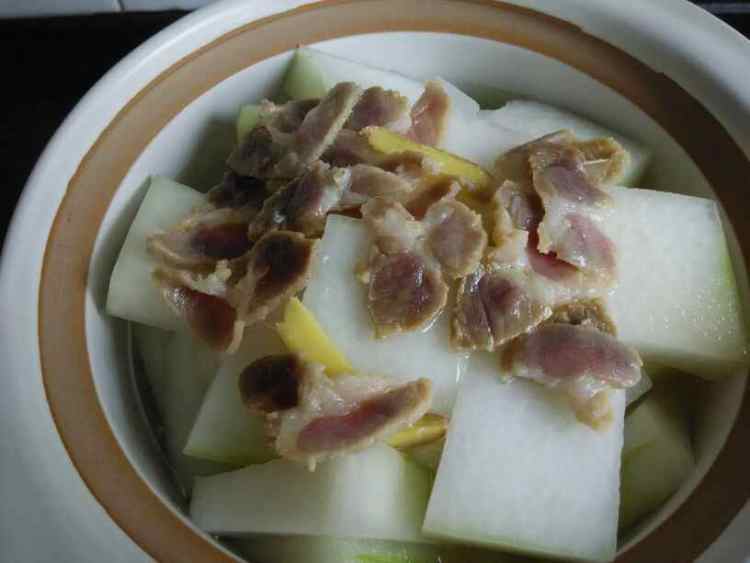 冬瓜咸肉汤步骤4