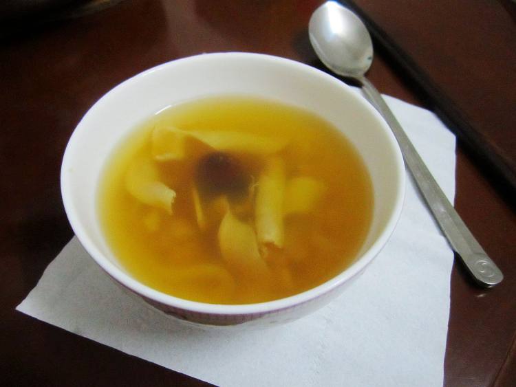 红黑蜜枣炖花胶步骤8