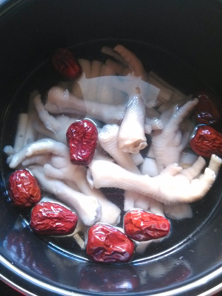 铁棍山药炖鸡爪步骤8