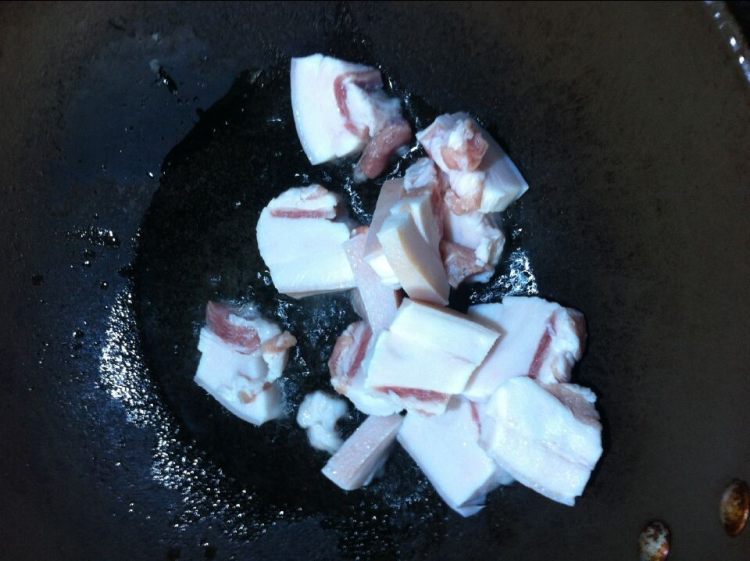 鸡翅鸡骨棒炖蘑菇步骤5
