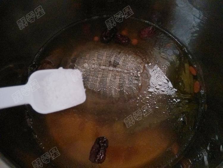 清炖甲鱼汤步骤11