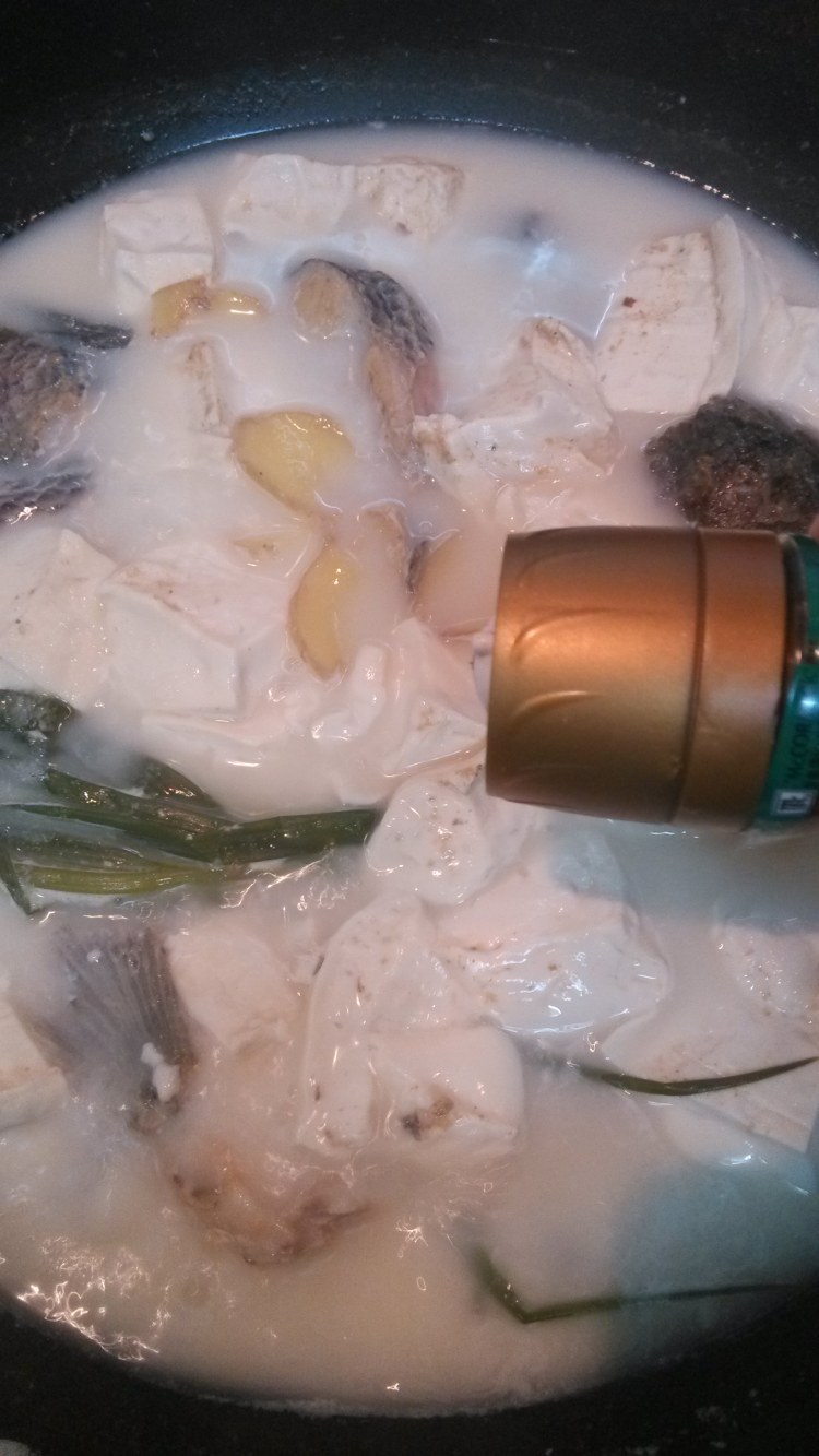 黑鱼豆腐汤步骤11