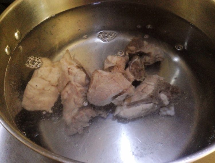 瑶柱猪骨菜干汤步骤9