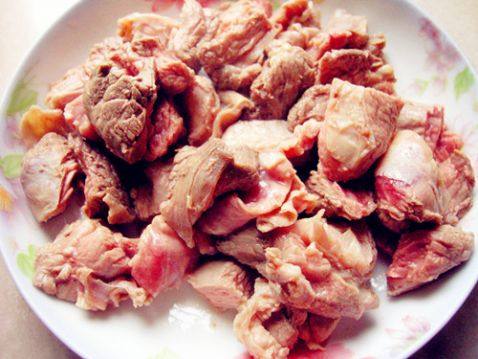 当归炖牛肉步骤1
