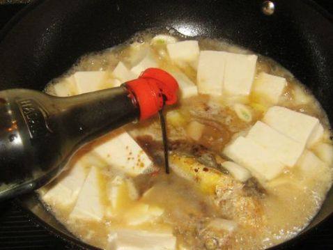 黄花鱼炖豆腐步骤8