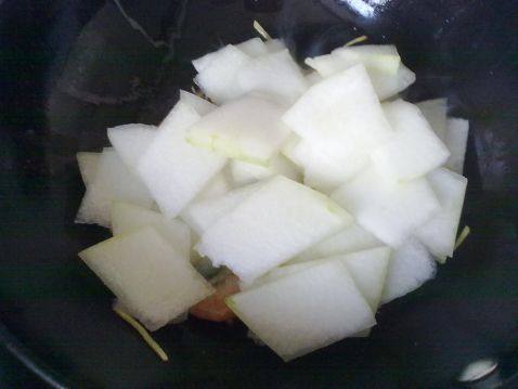 冬瓜炖虾步骤4
