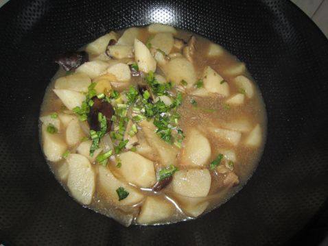 香茹炖山药步骤7