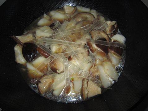 香茹炖山药步骤6