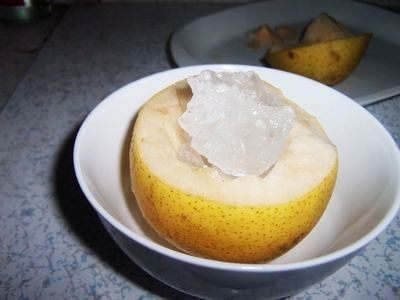 冰糖川贝炖雪梨步骤4