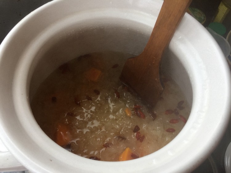 银耳木瓜水步骤6