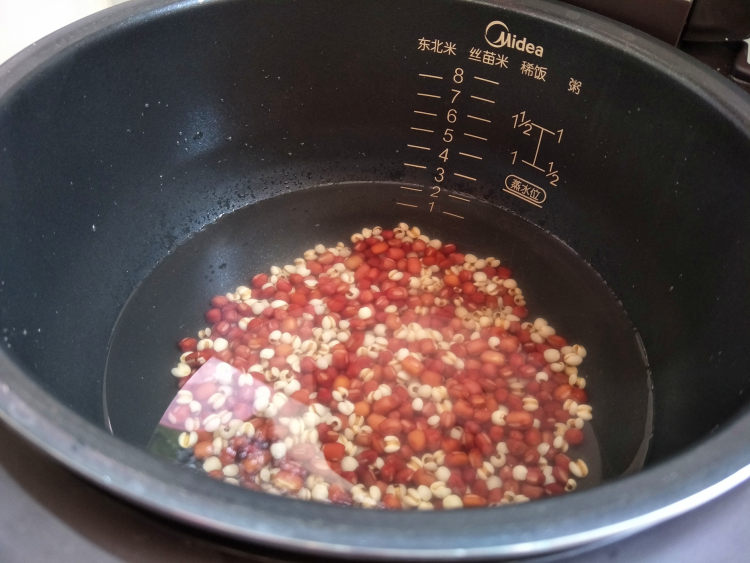 红豆薏米糖水步骤3