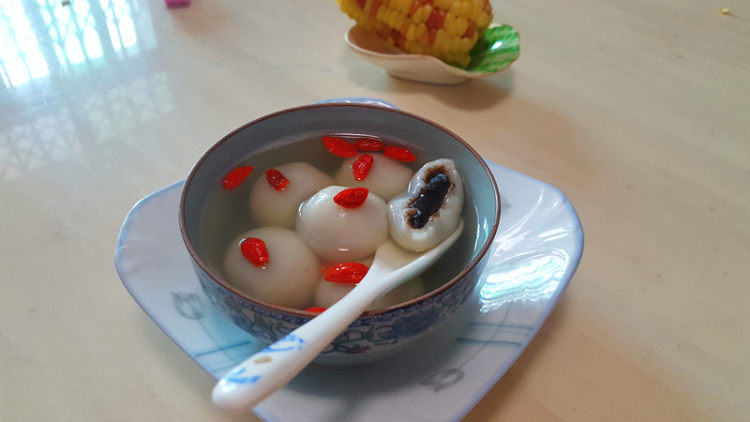 芝麻馅汤圆步骤7