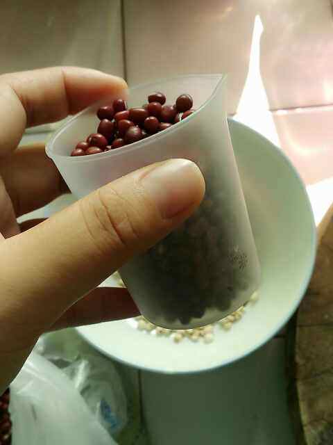 红豆薏仁汤步骤2