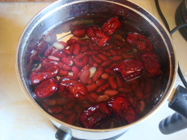 红枣红豆汤步骤3