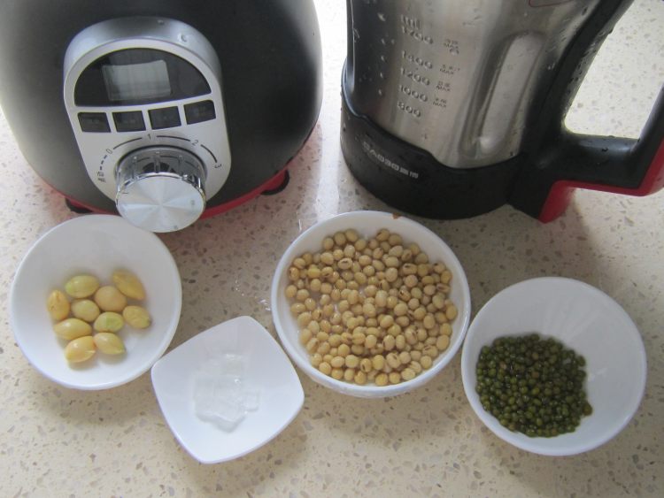 白果绿豆豆浆步骤2