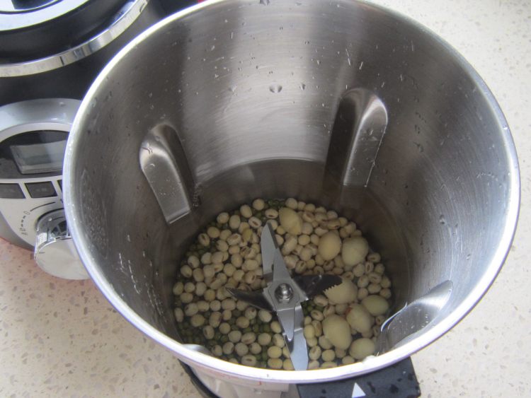 白果绿豆豆浆步骤3