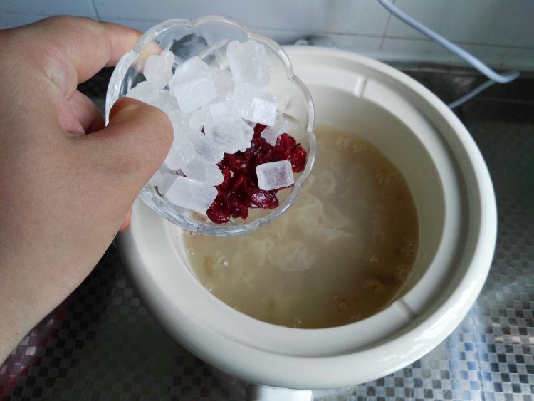 桃胶蔓越莓薏仁羹步骤10