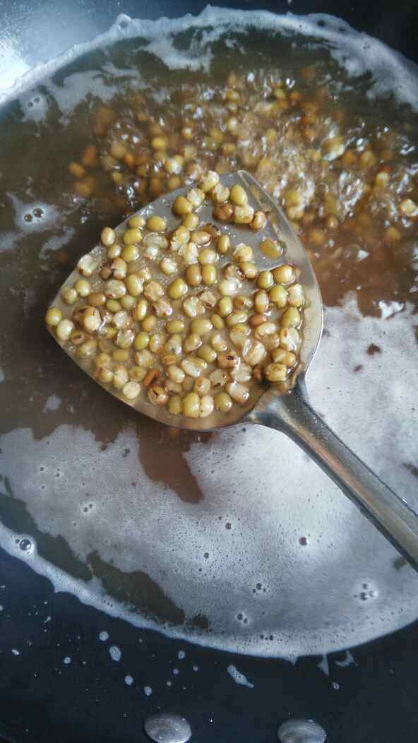 西米绿豆糖水步骤4