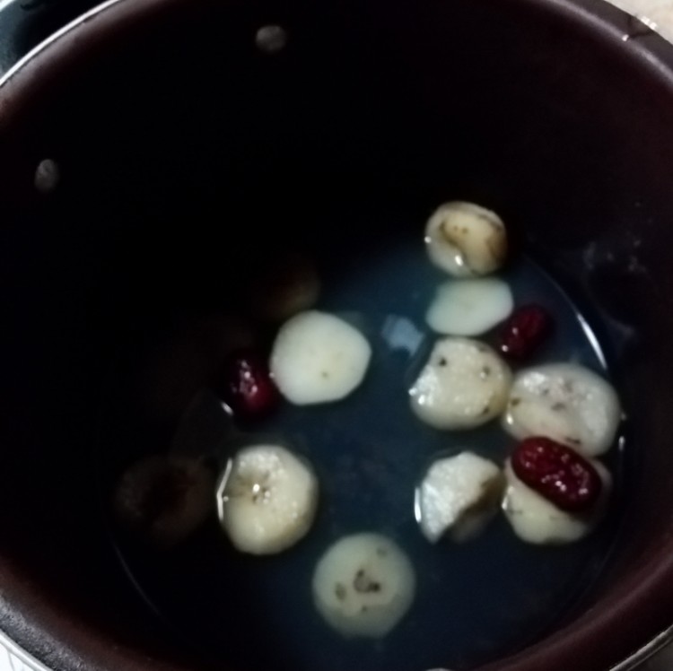 养生枸杞马蹄汤步骤5