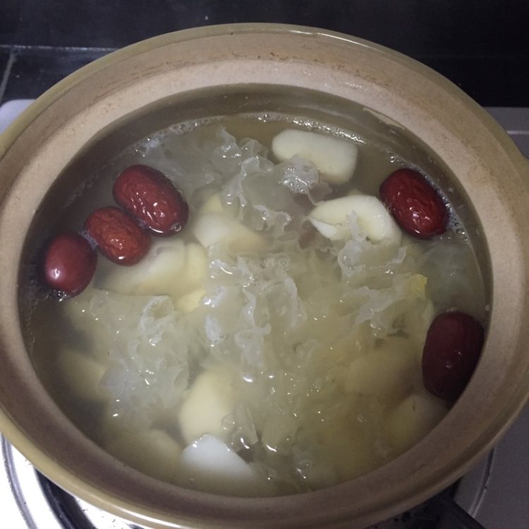 马蹄木瓜银耳汤步骤5