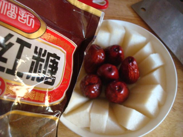蒸红枣梨步骤3