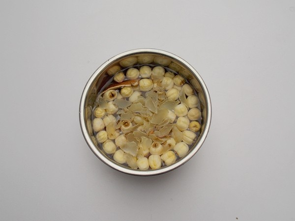 红豆甜汤步骤1