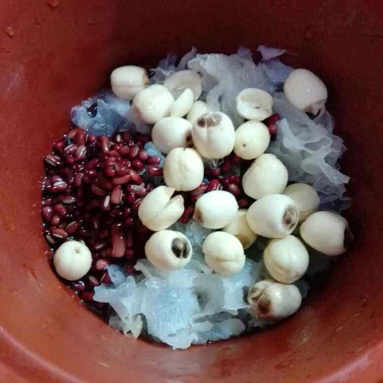 赤小豆银耳羹步骤4