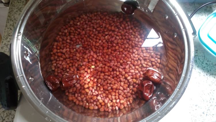 红豆圆子糖水步骤2