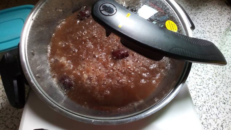 红豆圆子糖水步骤5