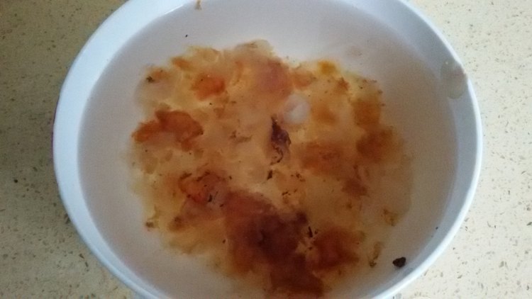 花生银耳桃胶步骤1
