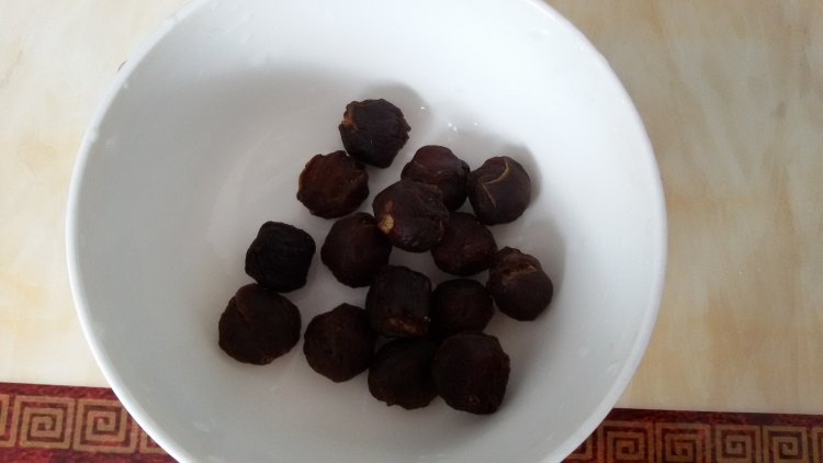 黑糖鸡蛋糖水步骤1