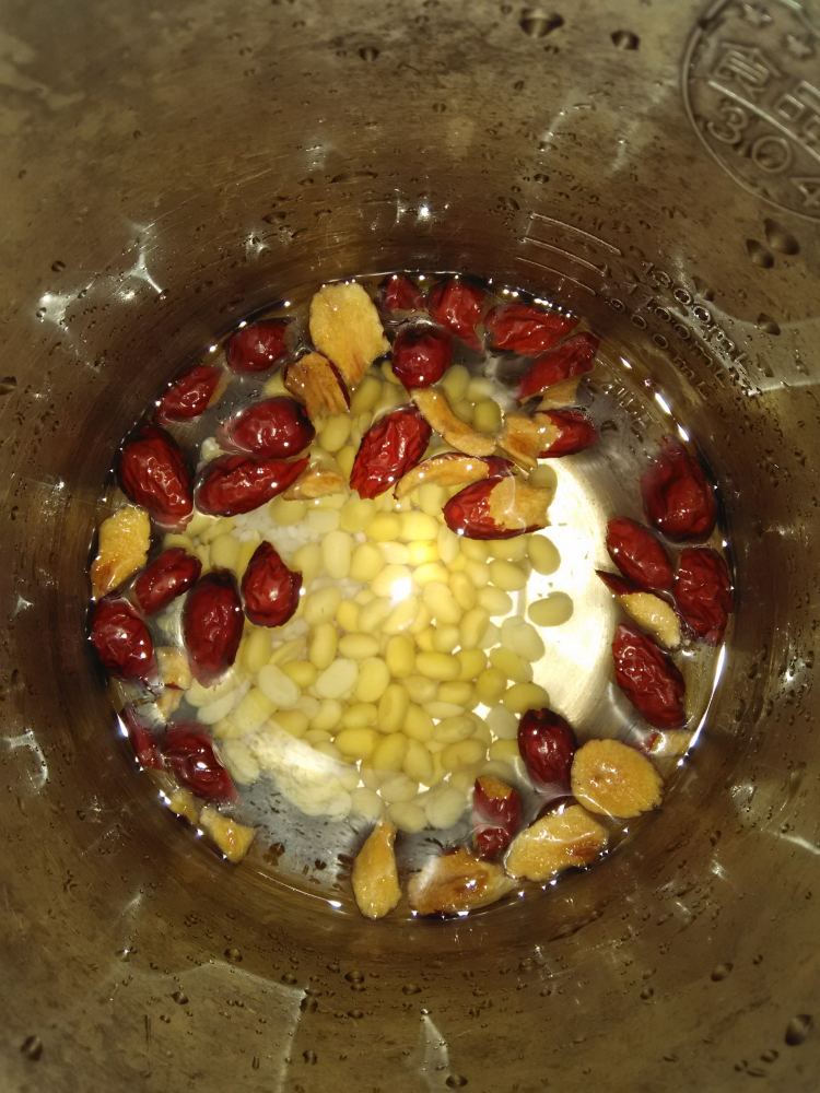 红枣糯米豆浆步骤6