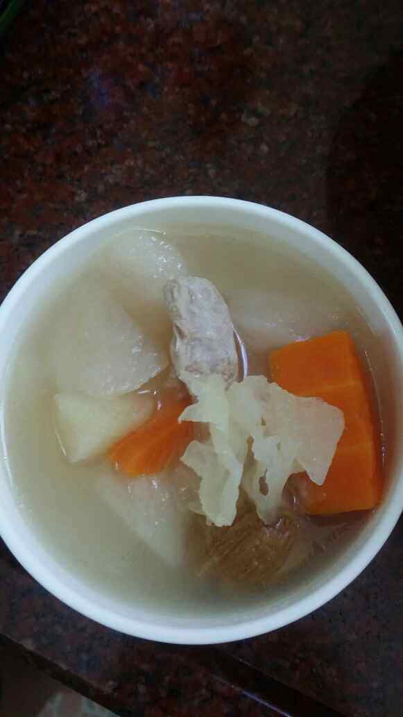 雪梨雪耳苹果汤步骤7