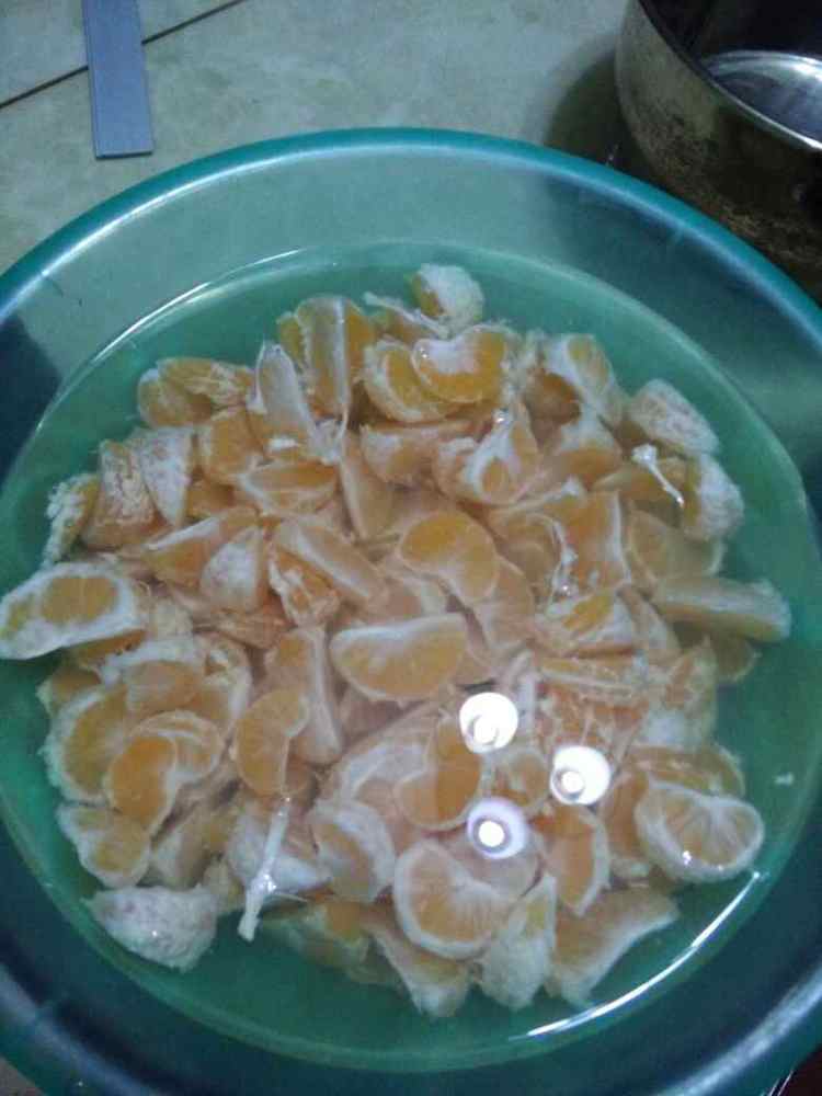 桔子罐头步骤1
