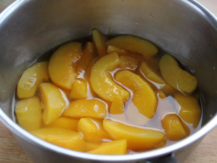 【儿童美食】黄桃罐头步骤6