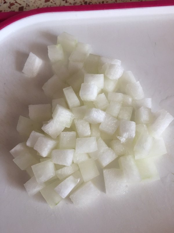 冬瓜蜂蜜糖水步骤2