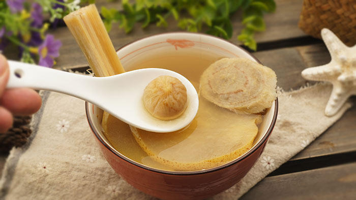 白茅根竹蔗葛根糖水步骤9