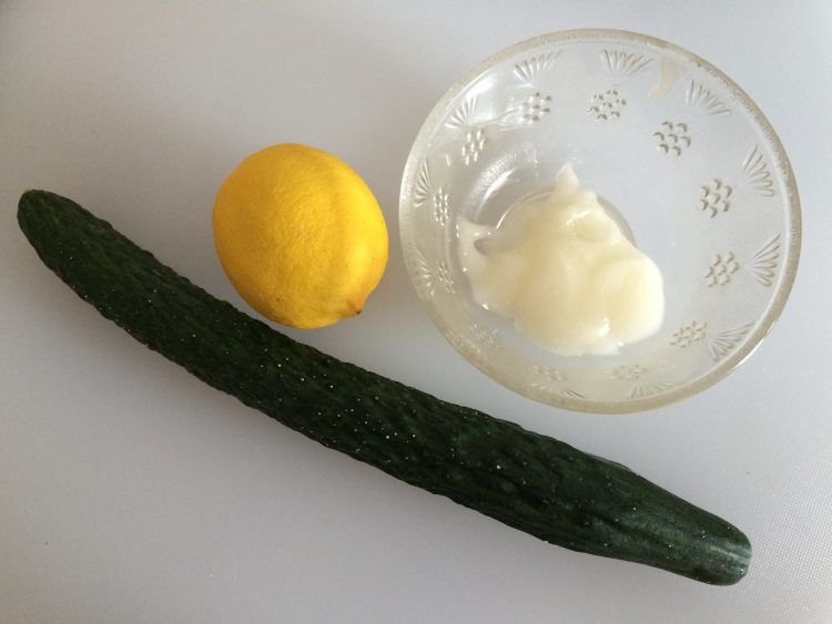 青瓜蜂蜜柠檬饮步骤1
