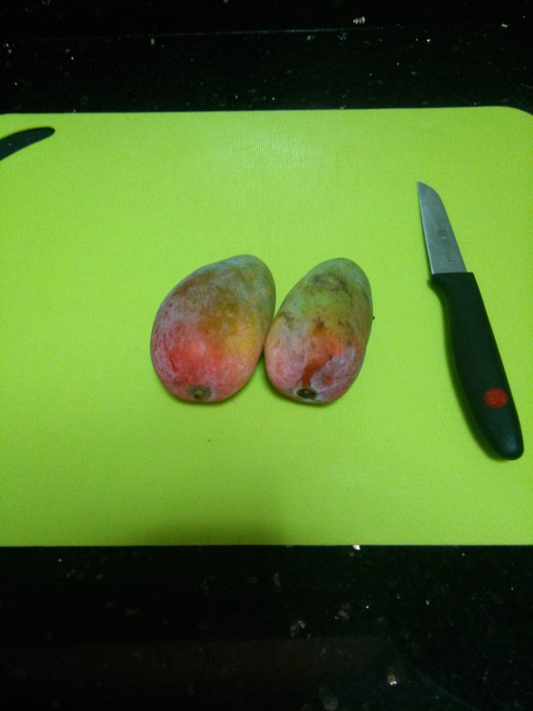原味芒果汁步骤1