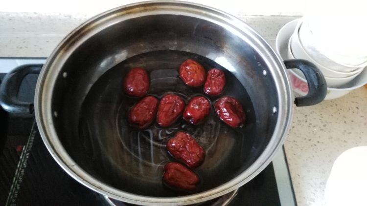 【手工美食】木瓜牛奶步骤3