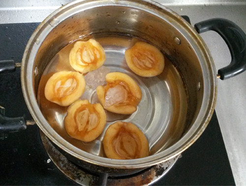 清热润肺枇杷糖水步骤4