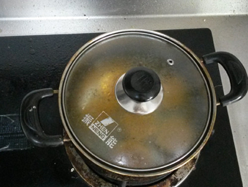 清热润肺枇杷糖水步骤5