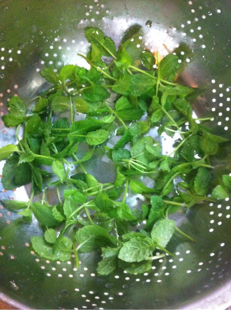 薄荷绿豆薏米汤步骤7