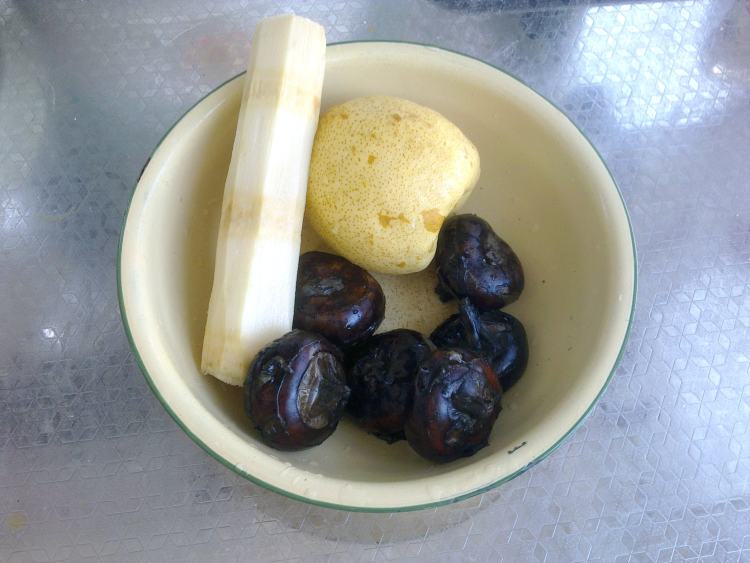 甘蔗马蹄糖水步骤1