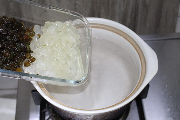 葛仙米皂角米丑耳糖水步骤15