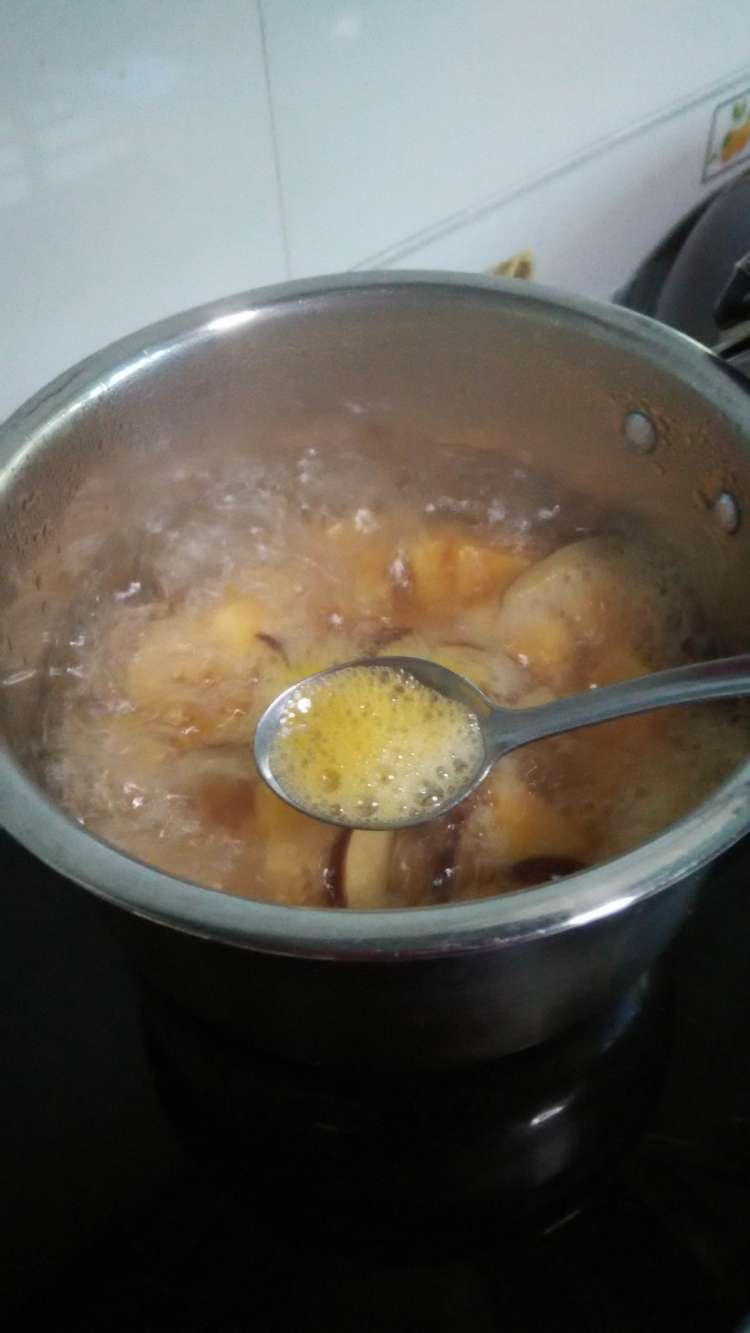 红枣木瓜糖水步骤6