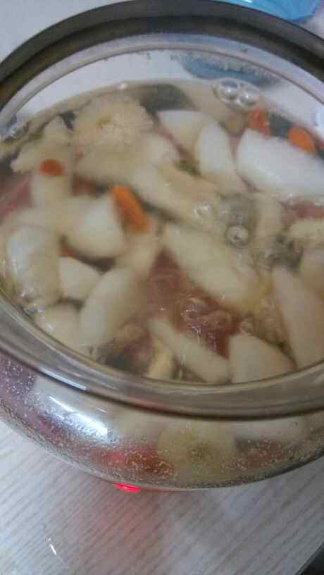 菊花冰糖梨水步骤8